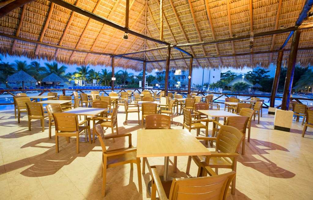 Playa Blanca Beach Resort Ресторант снимка